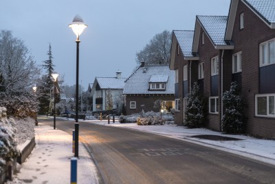 Reutum Kerkstraat in de sneeuw. nov 2023 (foto Johan Schepers)