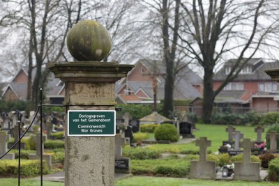 Reutum Kerkhof. Commonwealth War Graves (januari 2024)