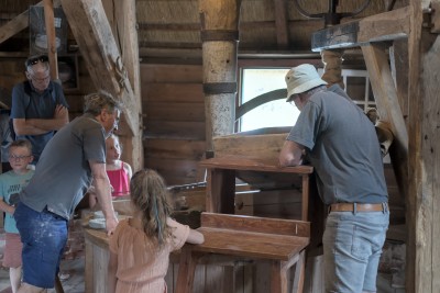 Molen de Vier Winden. Molenaars geven uitleg. juni 2025