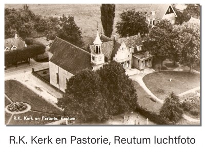 Reutum Kerk en Pastorie luchtfoto