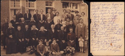Tekst op achterzijde foto

Helemaal onderaan kinderen van Schulten Zenderen ’t Laar 
Zittend onderste rij van R naar L
1. Truus Snijders 2. Mijke Snijders 3. Klaasen vrouw van M Snijders 4. Oma Snijders – H Dijkers 5. Vrouw Snijders – Bossink 6. Jens Snijders-Mösjens 7. Fam Schulten Zenderen. Volgende rij boven de zittende van R naar L. eerste 4 Fam Schulten. De 5d vrouw Braakhuis-Snijders. 6De G. Braakhuis. 7 en 8 Dieks Klaasen + vrouw. De overige onbekend. Voorste rij, eerste 2 onbekend. 3 + 4 Jansje ??? met verloofde. De 8ste Sien Braakhuis. Foto genomen bij 25 jarig Huwelijk van B. Klaasen + M Snijders. Uit fotoarchief van Johan Snijders