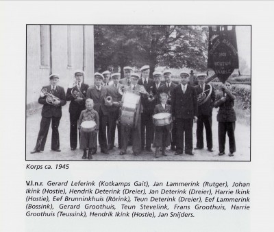 Reutum Haarle Muziekkorps St. Jozef ca. 1945
